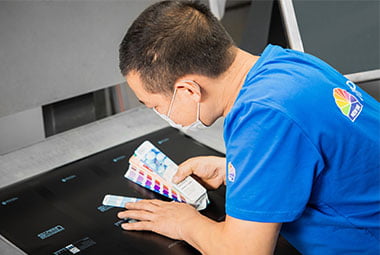 Printing workshop with offset and digital printing machines